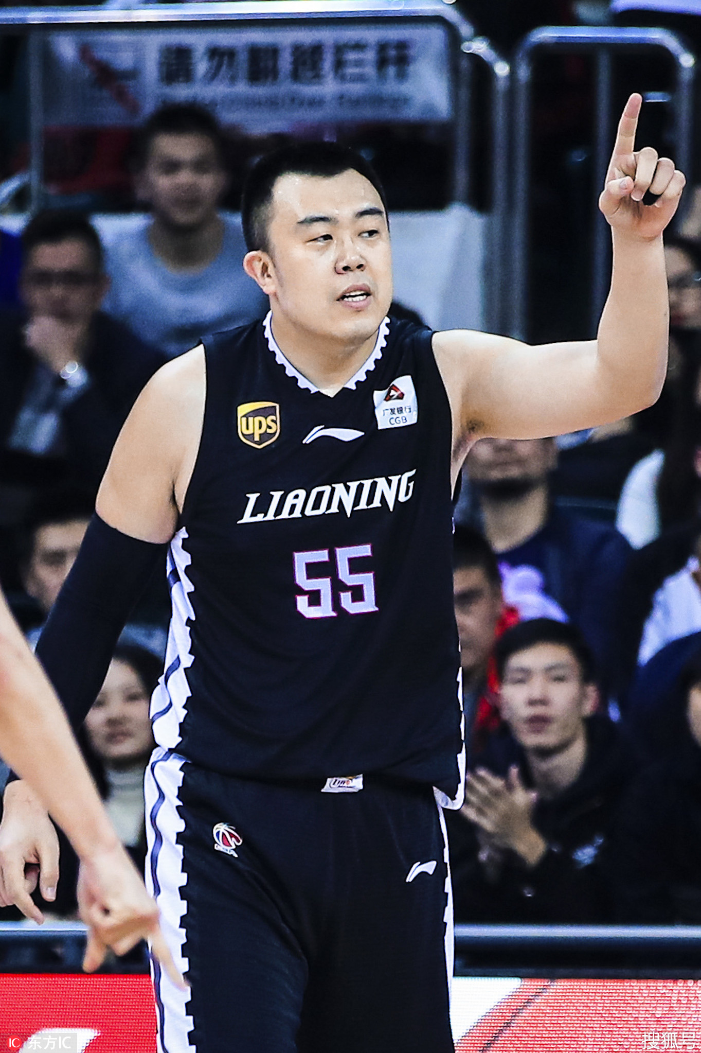 雷速体育-辽宁队逆转胜福建队，积分榜升至第二