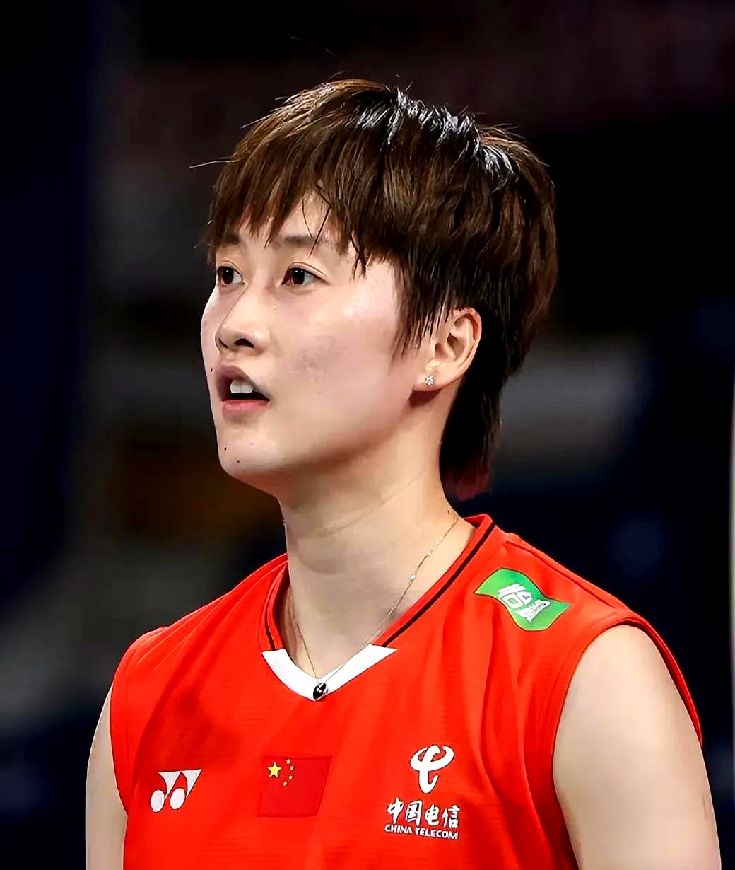 印尼队完胜丹麦队,陈雨菲统治全场 印尼队完胜丹麦队,陈雨菲统治全场