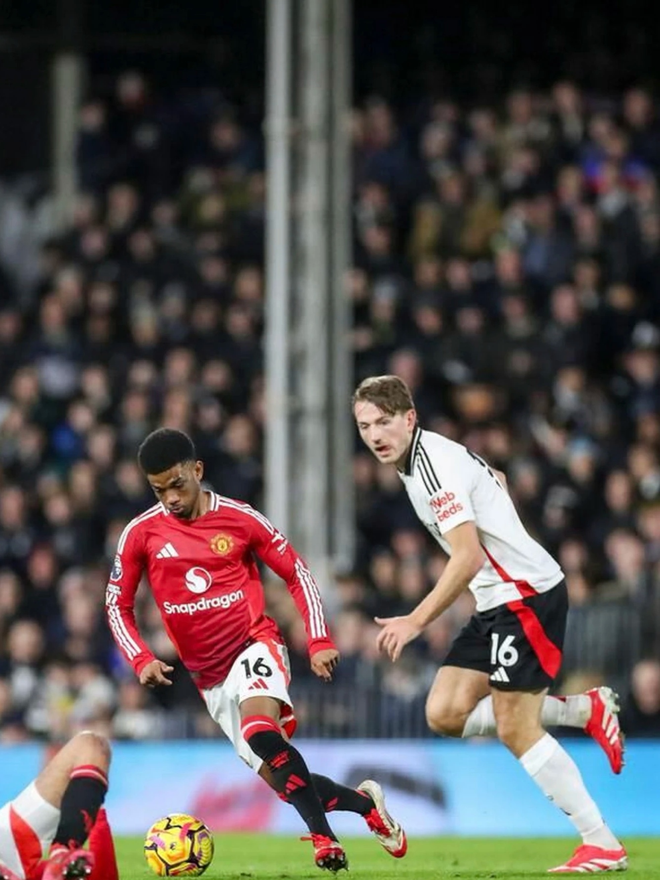 莱比锡红牛险胜英格兰,格列兹曼带队取胜 莱比锡红牛险胜英格兰,格列兹曼带队取胜