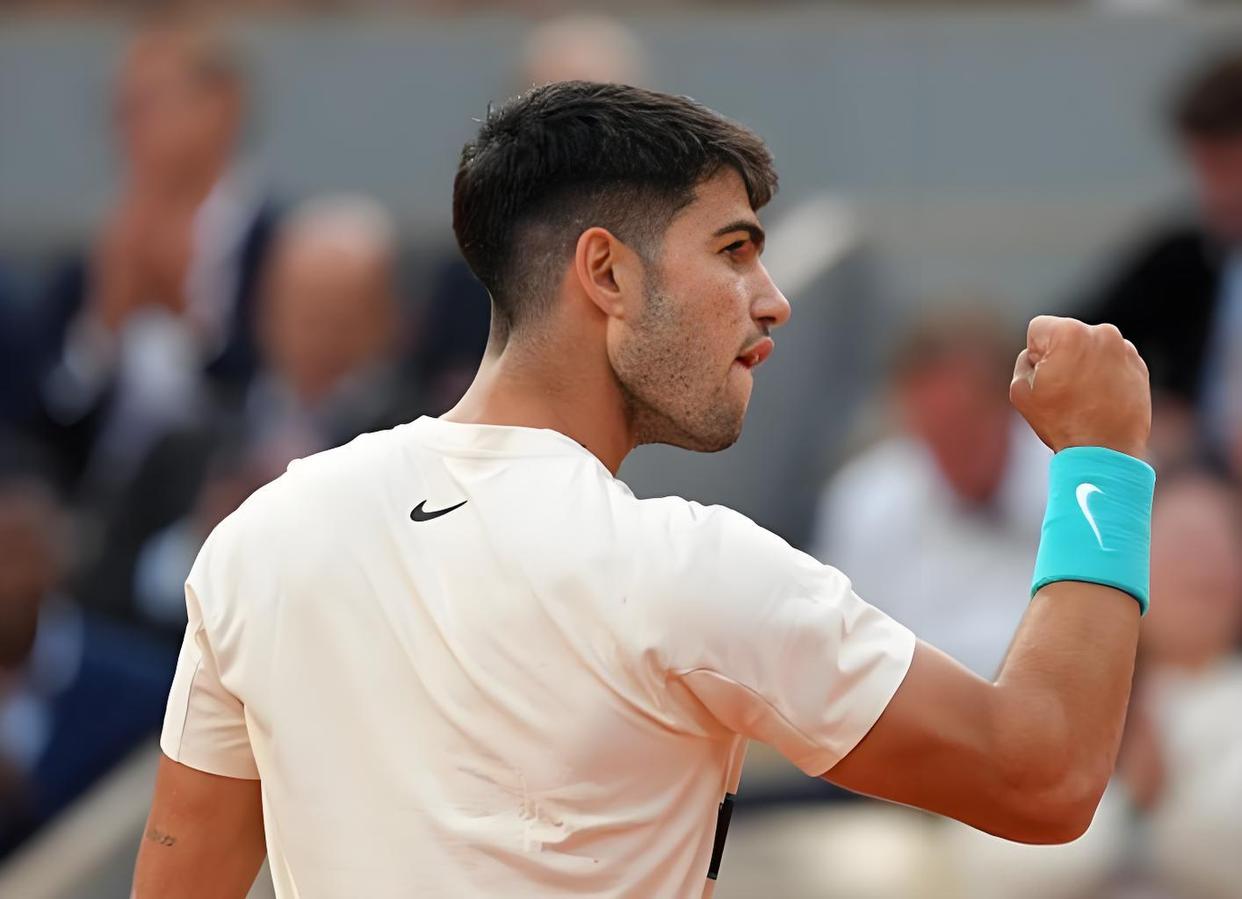 雷速篮球直播-戴维斯杯逆转年终总决赛，阿尔卡拉斯刷新纪录