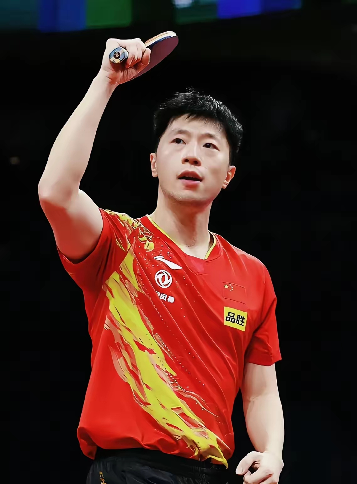 英格兰队鏖战德国队，马龙关键制胜