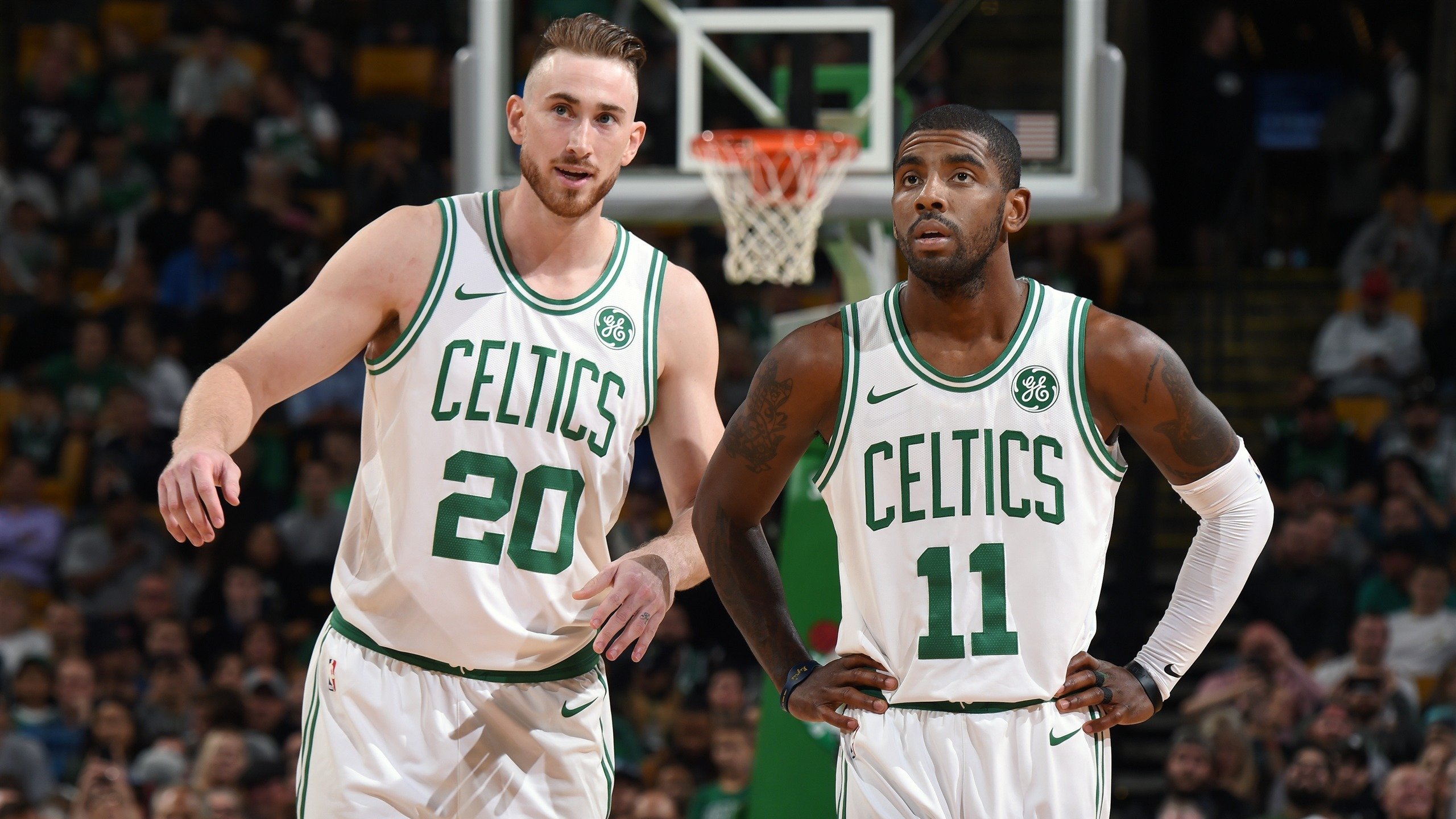 雷速下载-那一夜，独行侠的灵魂舞者，东契奇如何以一人之力重塑NBA总决赛的节奏